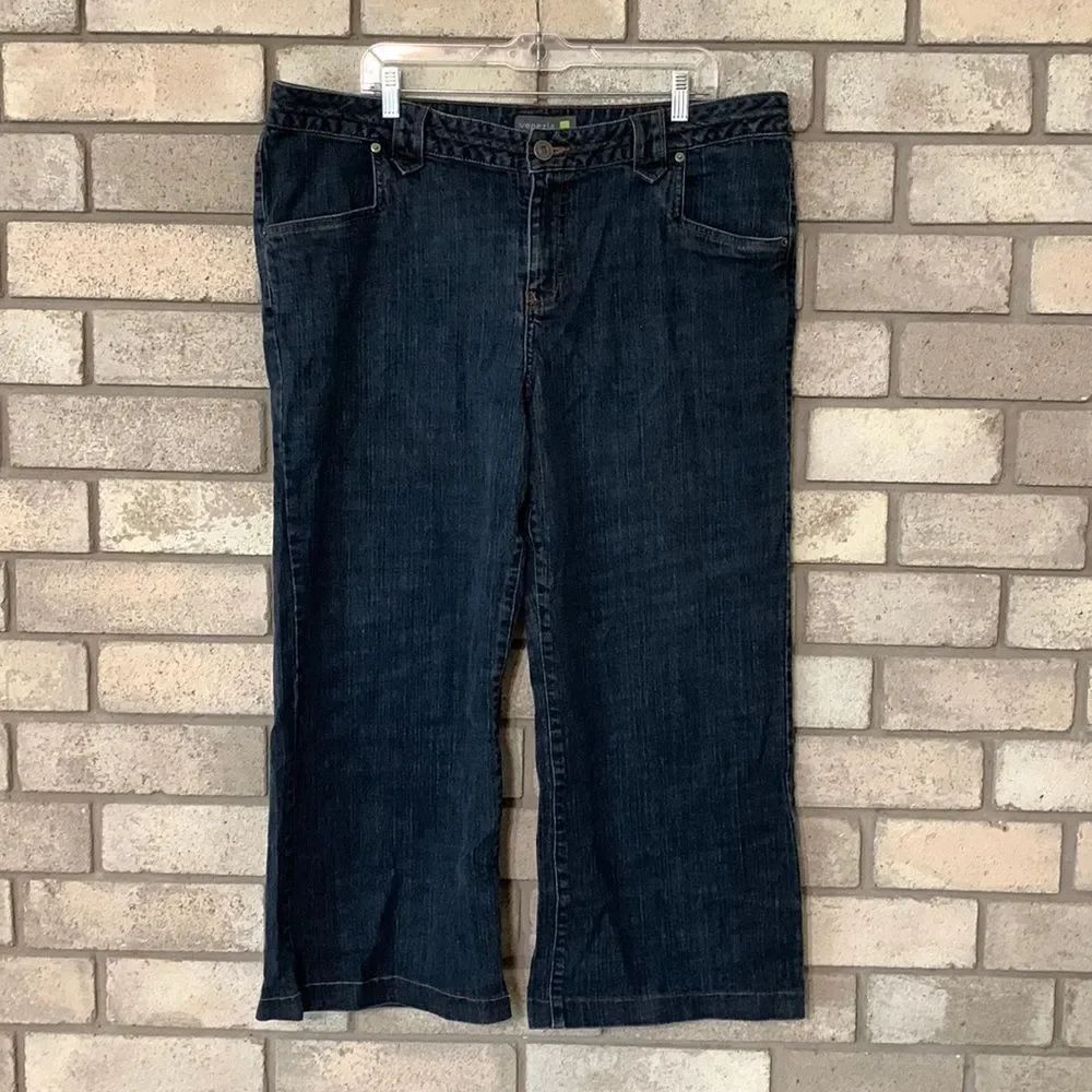3for$20 Venezia jeans size 5 petite Venezia sizes
